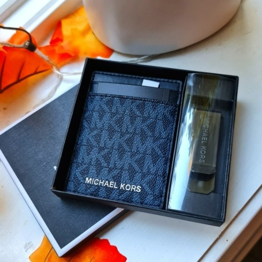 SOLD!!! Michael Kors Men's Signature Black and Navy Card Wallet & Money Clip - Picture 1 of 6